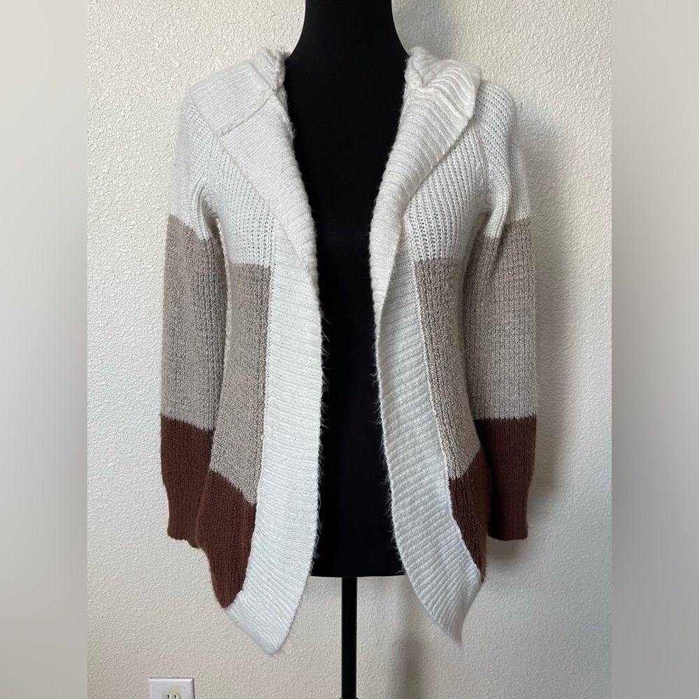 Bass Co cardigan/Sweater- S